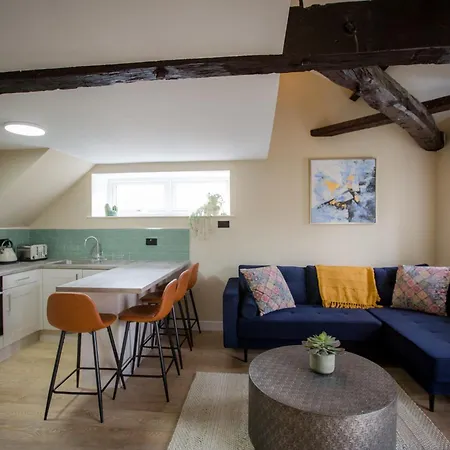 Apartment Cosy Refurbished Canalside *